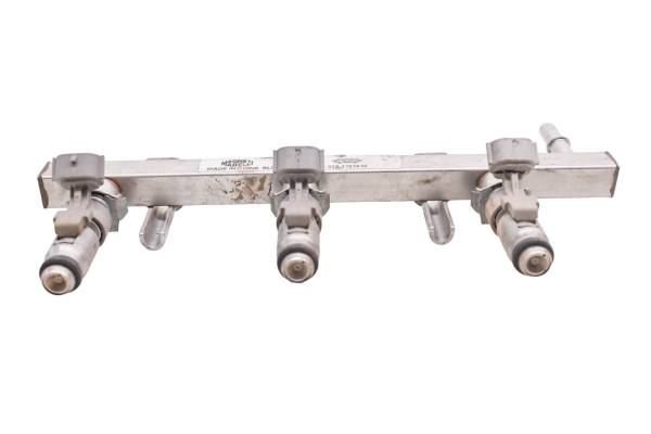 Kawasaki - 15 Kawasaki Mule PRO-FXT EPS Fuel Line Injector Rail KAF820BFF