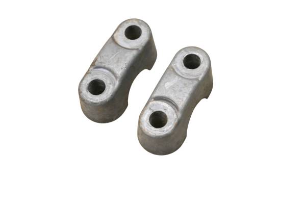 Kawasaki - 01 Kawasaki Prairie 400 Handlebar Clamps KVF400
