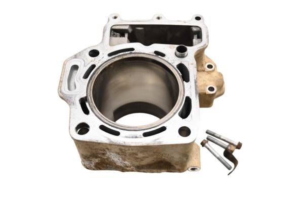 Kawasaki - 02 Kawasaki Prairie 650 4x4 Rear Cylinder KVF650 For Parts