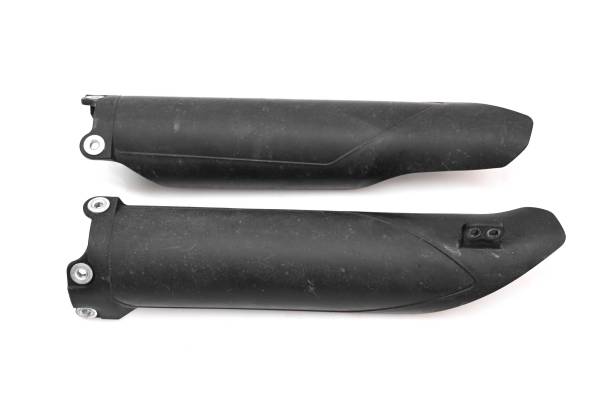 Kawasaki - 19 Kawasaki KX450F Front Fork Covers Left & Right