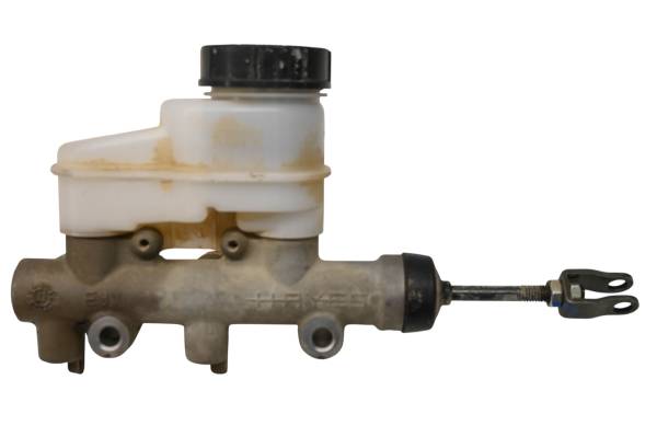 Kawasaki - 24 Kawasaki Mule PRO-DXT EPS 4x4 Brake Master Cylinder KDT1000