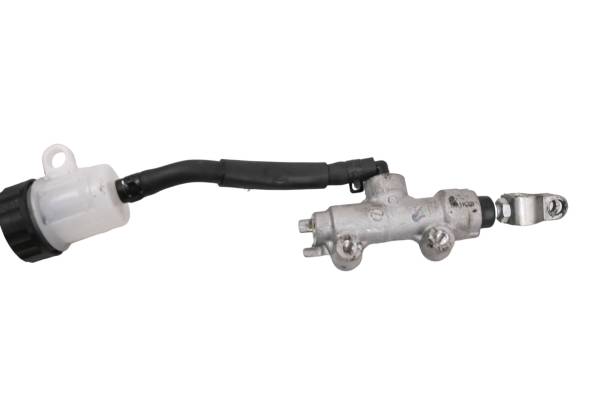 Kawasaki - 22 Kawasaki Ninja 650 KRT Rear Brake Master Cylinder EX650