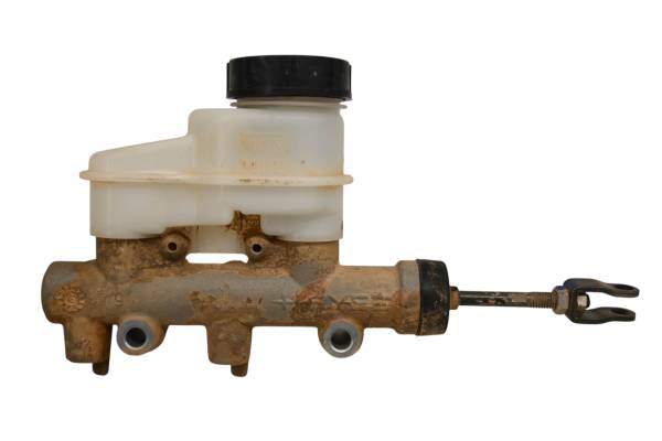 Kawasaki - 18 Kawasaki Mule PRO-DXT Brake Master Cylinder KAF1000