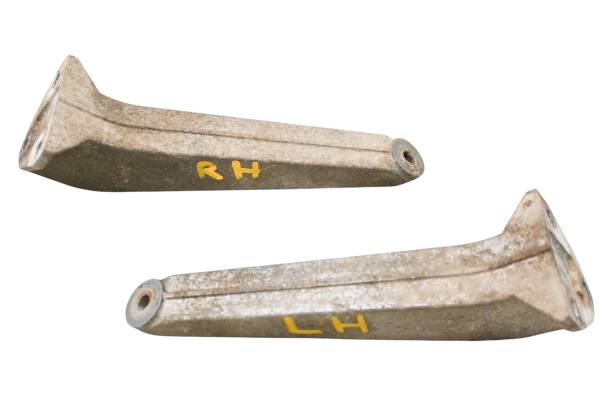 Kawasaki - 03 Kawasaki Prairie 650 4x4 Rear Fender Supports Brackets Mounts KVF650