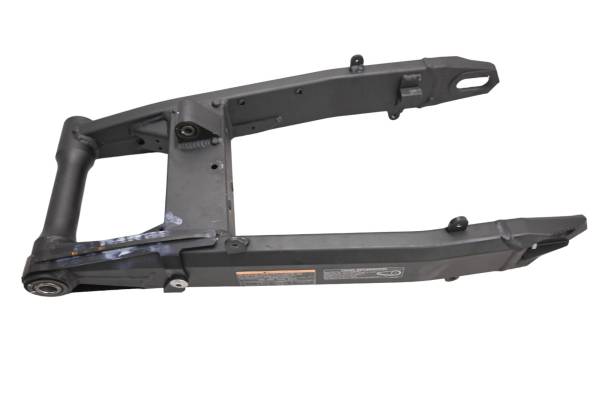 Kawasaki - 20 Kawasaki Z900 Rear Swingarm ZR900 ABS