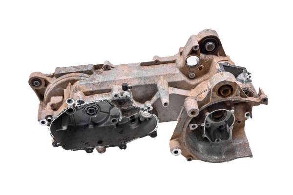 Polaris - 06 Polaris Sportsman 90 2x4 Crankcase Center Crank Case