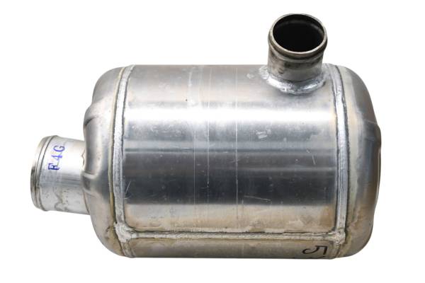 Yamaha - 17 Yamaha Waverunner VX Deluxe Muffler Exhaust Pipe VX1050BS