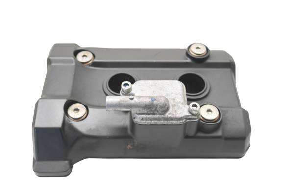 Yamaha - 16 Yamaha YFZ-R3 Valve Cover