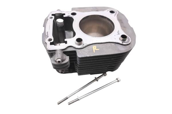 Yamaha - 14 Yamaha Bolt R-Spec Cylinder Front Rear XVS950