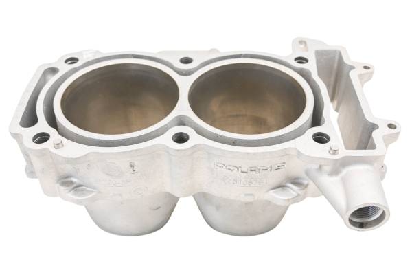 Polaris - 13 Polaris RZR XP 900 Cylinder