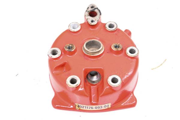 Polaris - 02 Polaris Genesis I 1200 4-Pass Cylinder Head