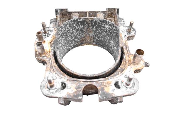 Yamaha - 13 Yamaha Waverunner VX Deluxe Transom Plate VX1100