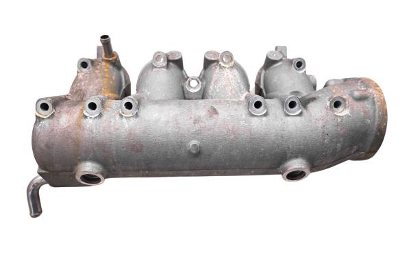 Yamaha - 13 Yamaha Waverunner VX Deluxe Exhaust Manifold Flange VX1100