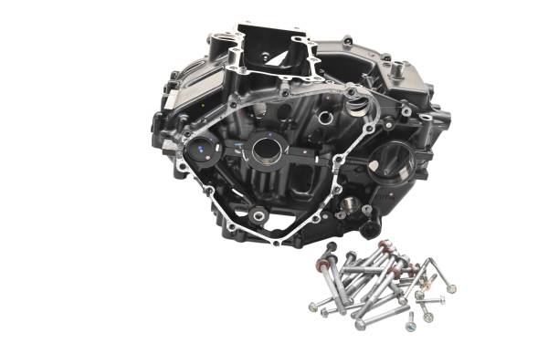 Kawasaki - 25 Kawasaki Ninja 500 Crankcase Center Crank Case EX500