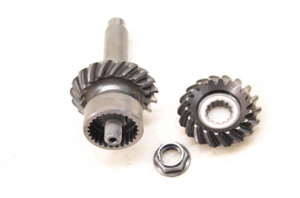 Yamaha - 89 Yamaha Moto-4 250 2x4 Transmission Bevel Middle Gears Output Shaft YFM250W