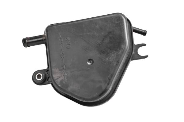 Yamaha - 13 Yamaha VX Deluxe Crankcase Breather Box Vent VX1100