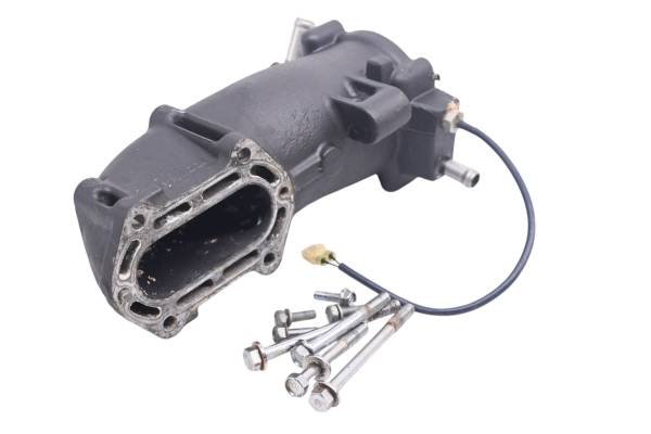 Yamaha - 20 Yamaha Waverunner VX Deluxe Exhaust Manifold Flange VX1050BV