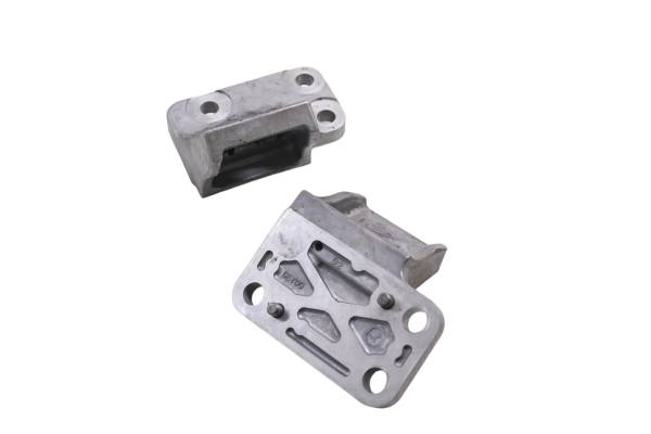 Yamaha - 20 Yamaha Waverunner VX Deluxe Motor Mounts Brackets VX1050BV