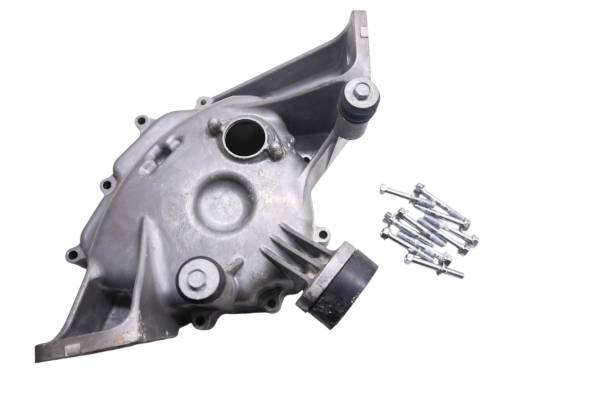 Yamaha - 20 Yamaha Waverunner VX Deluxe Stator Cover VX1050BV