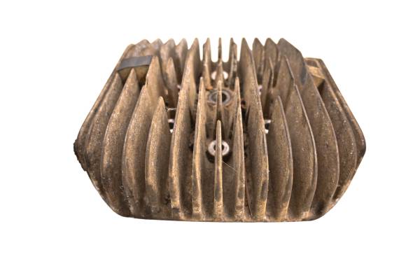 Polaris - 00 Polaris Trail Blazer 250 2x4 Cylinder Head