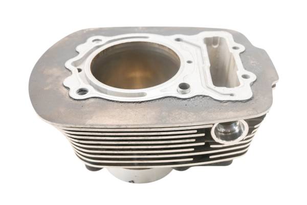 07 Victory Kingpin Front Cylinder