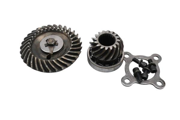 Polaris - 97 Polaris Sportsman 500 4x4 Transmission Bevel Gears Output Shaft