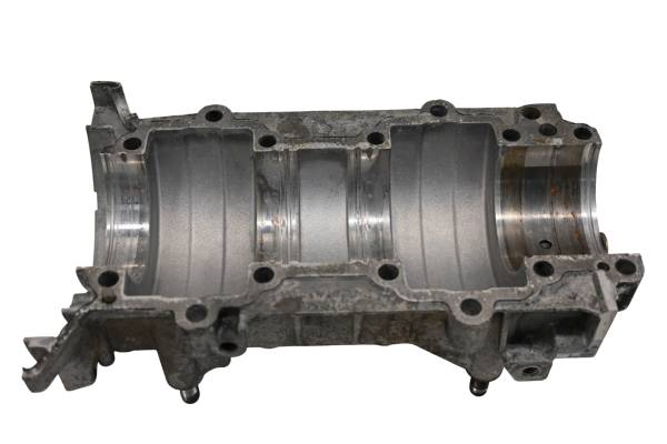 Ski-Doo - 13 Ski-Doo Skandic WT 550F Bottom Half Crankcase Center Crank Case