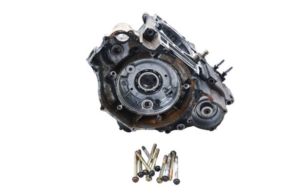 Polaris - 00 Polaris Scrambler 500 4x4 Crankcase Center Crank Case