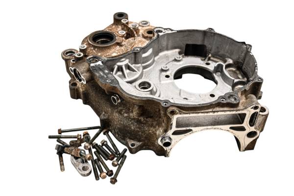 Yamaha - 02 Yamaha Raptor 660 2x4 Left Crankcase Center Half Crank Case YFM660R