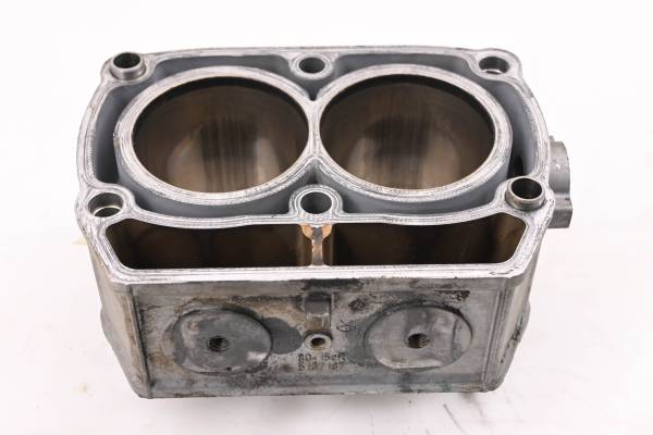 Polaris - 11 Polaris Ranger 800 XP EFI 4x4 Cylinder