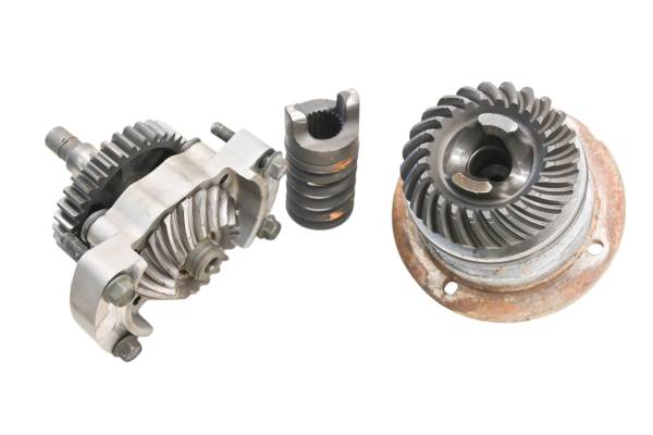 Yamaha - 00 Yamaha Grizzly 600 4x4 Transmission Bevel Gears Output Shaft YFM600F
