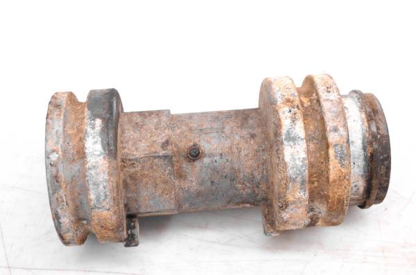 Polaris - 01 Polaris Xplorer 250 4x4 Rear Bearing Carrier Axle Housing