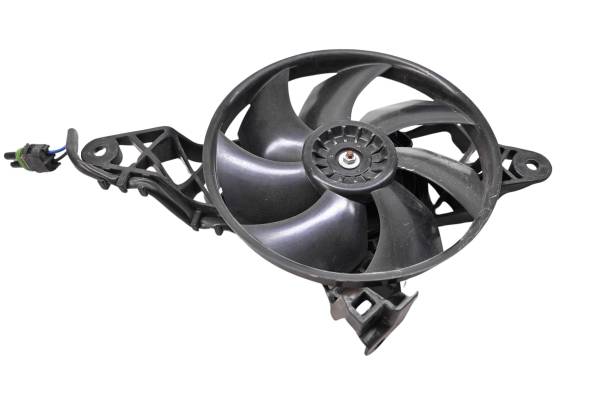 20 Indian Challenger Dark Horse Radiator Fan