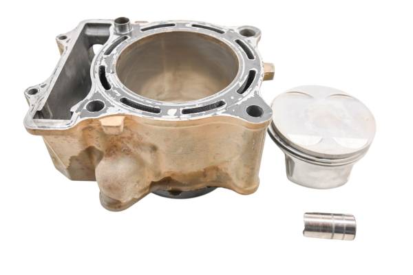 Polaris - 03 Polaris Predator 500 2x4 Cylinder & Piston