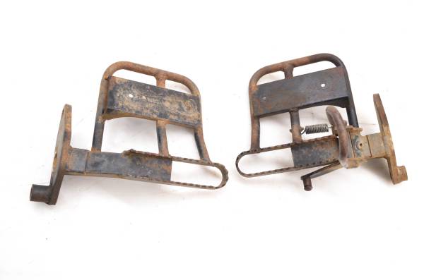 Suzuki - 87 Suzuki Quadrunner 300 2x4 Left & Right Foot Pegs & Heel Guards LT300EH