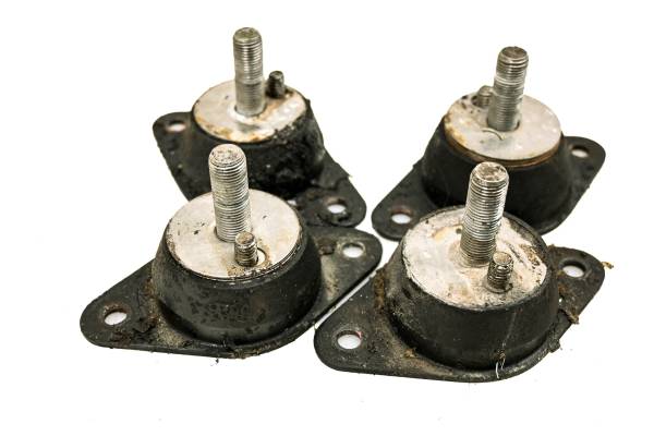 Polaris - 00 Polaris Genesis FFI 4-Pass Engine Motor Support Bracket Mounts