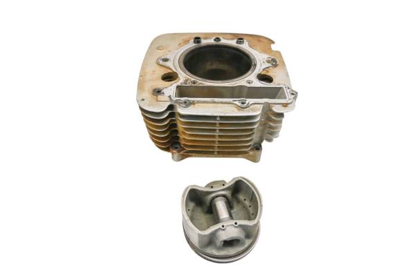 Yamaha - 01 Yamaha Grizzly 600 4x4 Cylinder & Piston YFM600F