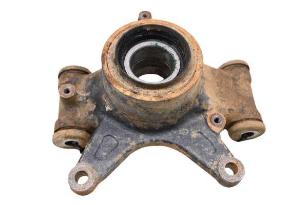 Yamaha - 16 Yamaha Wolverine 700 Rear Right Spindle Knuckle YXE700