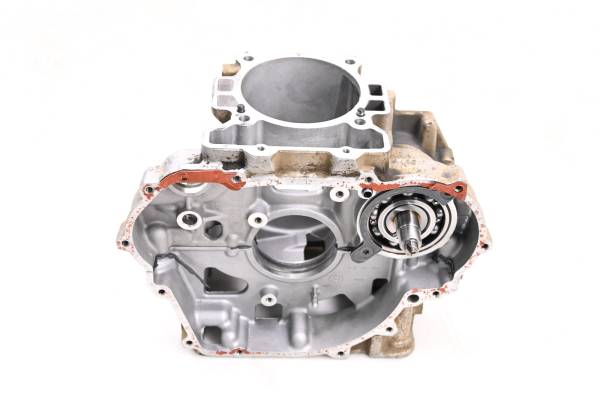 Polaris - 15 Polaris Sportsman ETX 4x4 Crankcase Center Crank Case