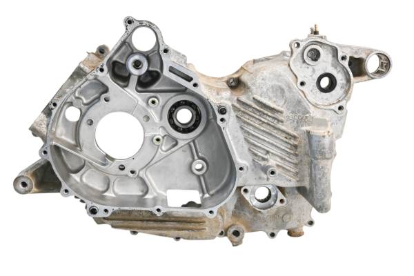 Yamaha - 00 Yamaha Kodiak 400 4x4 Left Side Crankcase YFM400F