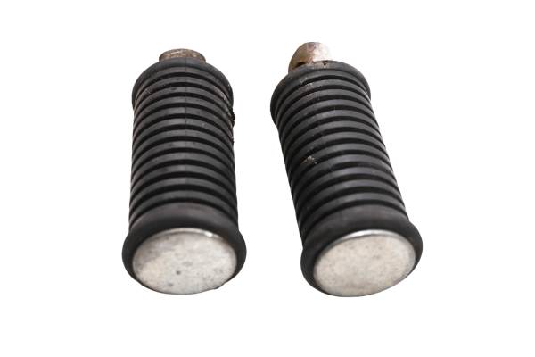 Suzuki - 95 Suzuki DR125SE Passenger Foot Pegs Footrest Left & Right