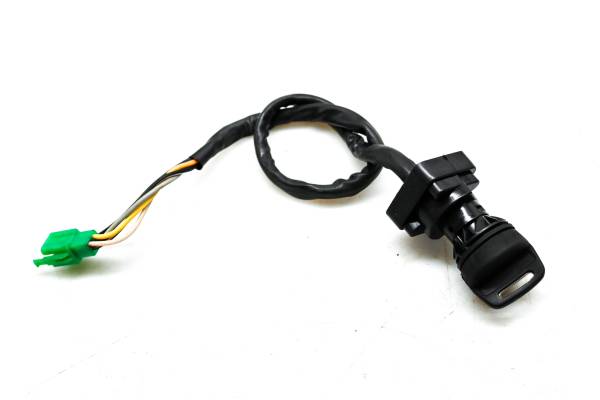 Suzuki - 01 Suzuki Quadrunner 160 2x4 Key Switch LTF160