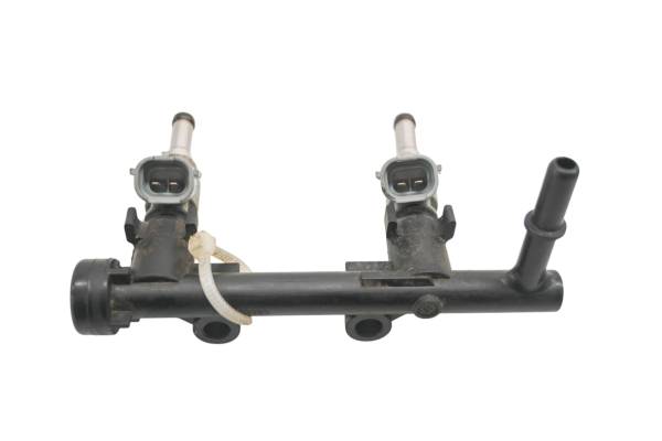 Yamaha - 16 Yamaha YFZ-R3 Fuel Rail & Injectors