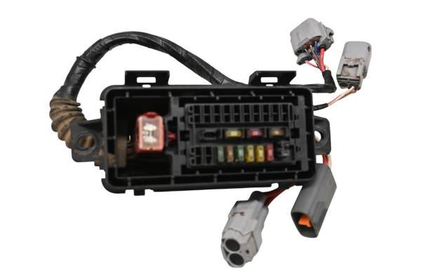 Kawasaki - 02 Kawasaki Mule 3010 4x4 Fuse Box KAF620