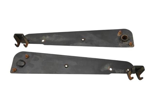 Polaris - 14 Polaris Ranger Crew 570 4x4 Tailgate Catch Brackets Left & Right