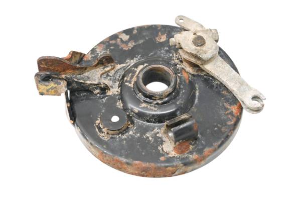 Polaris - 01 Polaris Sportsman 90 2x4 Front Right Brake Drum Plate
