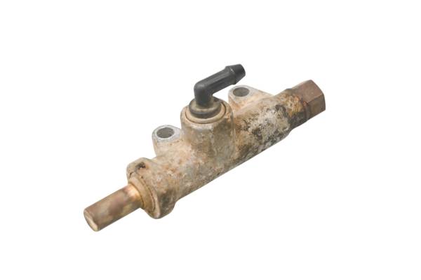 Polaris - 03 Polaris Sportsman 700 4x4 Rear Brake Master Cylinder