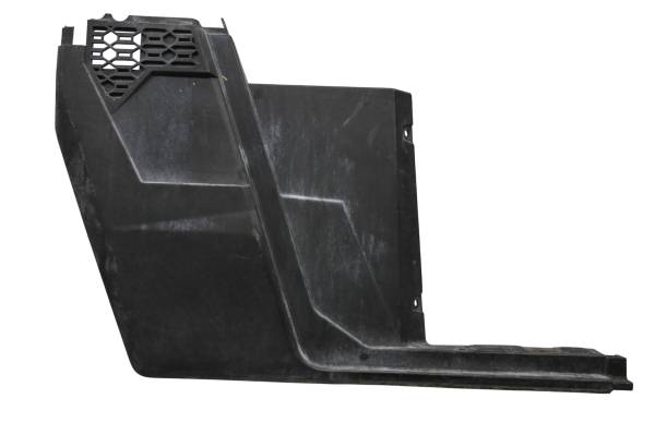 Polaris - 22 Polaris PRO XD Mid-Size Right Side Lower Rocker Panel Cover
