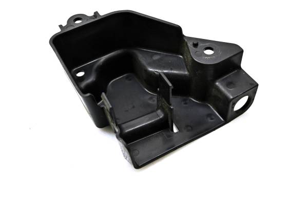 Kawasaki - 19 Kawasaki Ninja 650 ABS Starter Solenoid Cover EX650K