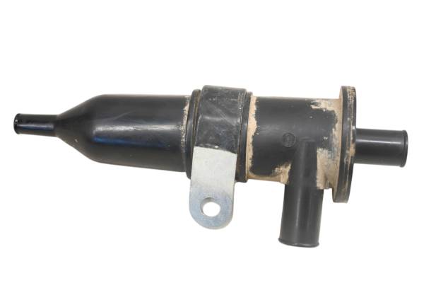 Yamaha - 16 Yamaha YXZ1000R Breather Box Vent